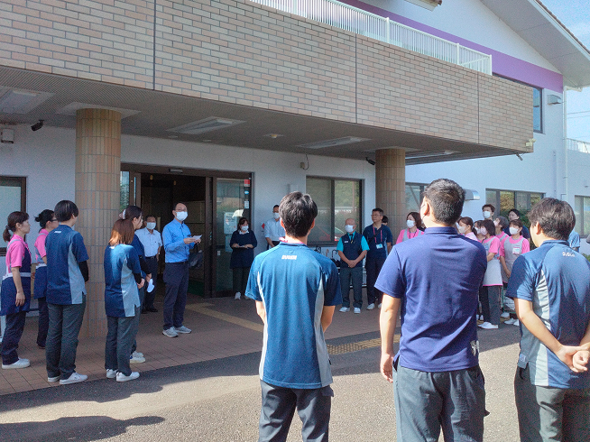 心を込めた清掃ボランティアに感謝　ダスキンフランチャイズ会様が館内をきれいにしてくださいました